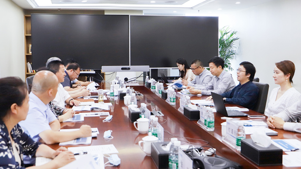 隴南市委常委、常務(wù)副市長漆文忠到訪pp電子app官網(wǎng)健康集團(tuán)